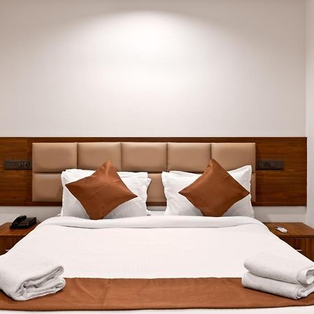 The Elite Hotel ไฮเดอราบัด ภายนอก รูปภาพ